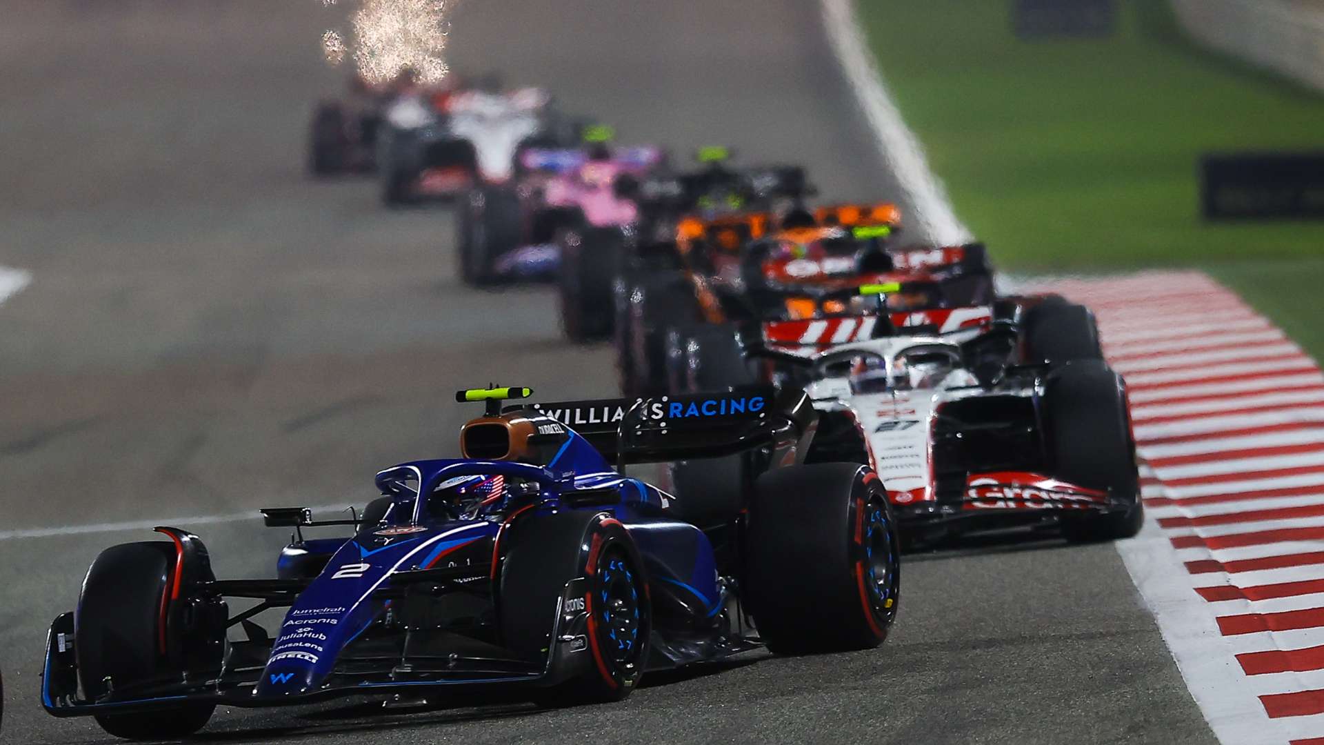 汇聚了来自 汇聚了来自